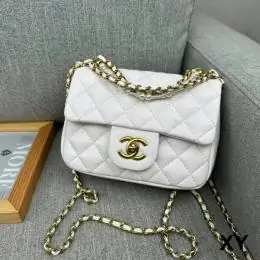 chanel mini sac a main pour femme s_12267b3